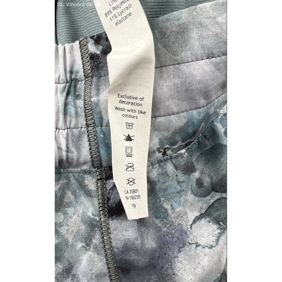 Lululemon Hotty Hot Low Rise Lined Shorts Women's 8Reg Camo - Picture 5 of 8